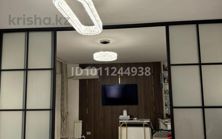 3-бөлмелі пәтер · 96 м² · 7/9 қабат, мкр Сары Арка, Сан-арка 40, бағасы: 42.5 млн ₸ в Атырау — фото 2