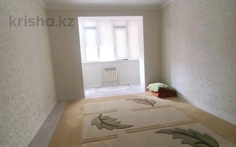 2-комнатная квартира, 56 м², 2/5 этаж помесячно, 19-й мкр 38/1