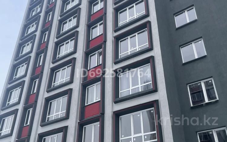 1-комнатная квартира, 47.2 м², 1/9 этаж, мкр Аккент 92 за 21.3 млн 〒 в Алматы, Алатауский р-н — фото 9