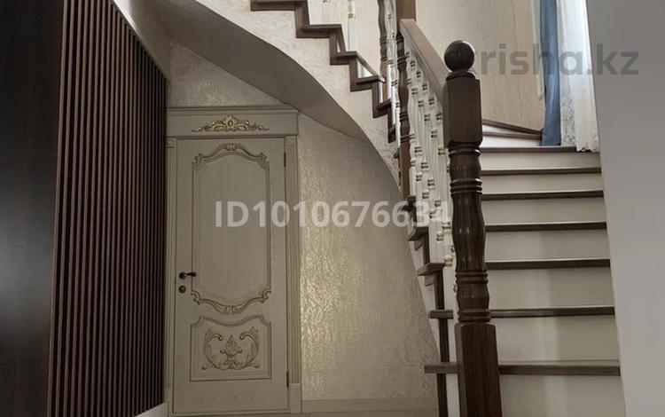 Отдельный дом · 6 комнат · 240 м² · 8 сот., мкр Асар-2 2064 — Кеңдала 20 за 60 млн ₸ в Шымкенте, Абайский р-н — фото 2