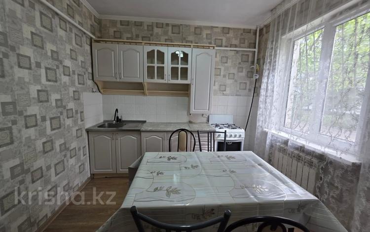 1-бөлмелі пәтер · 40 м² · 1/6 қабат, мкр Кокжиек, бағасы: 20.5 млн ₸ в Алматы, Жетысуский р-н — фото 4