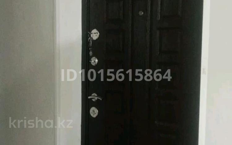 2-бөлмелі пәтер · 45 м² · 5/5 қабат, Ауэзова 59, бағасы: 100 000 ₸ в Аксу — фото 2