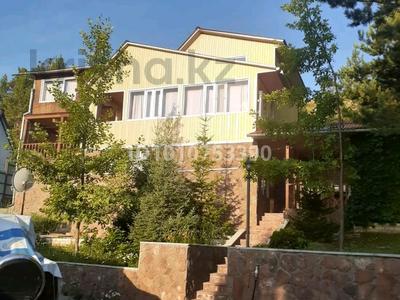 Отдельный дом · 4 комнаты · 1472 м² · 9 сот., Голубой залив дача за 70 млн 〒 в Новой бухтарме