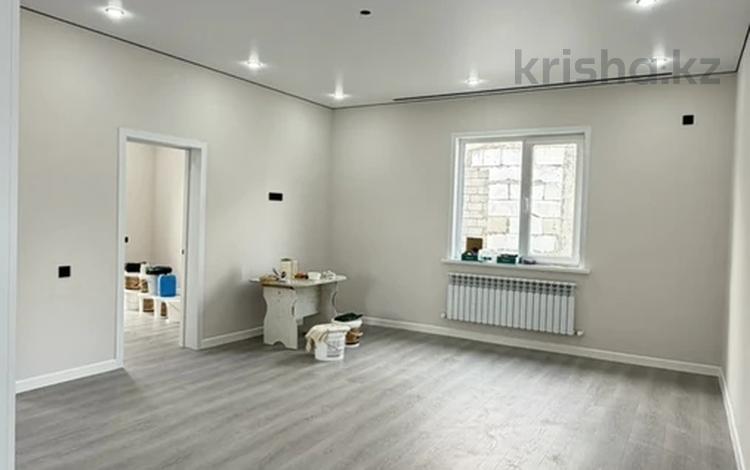 Жеке үй · 4 бөлме · 100 м² · 5 жүзд., Мкр Карлыгаш 3 сектор, бағасы: 35 млн ₸ в Конаеве — фото 2
