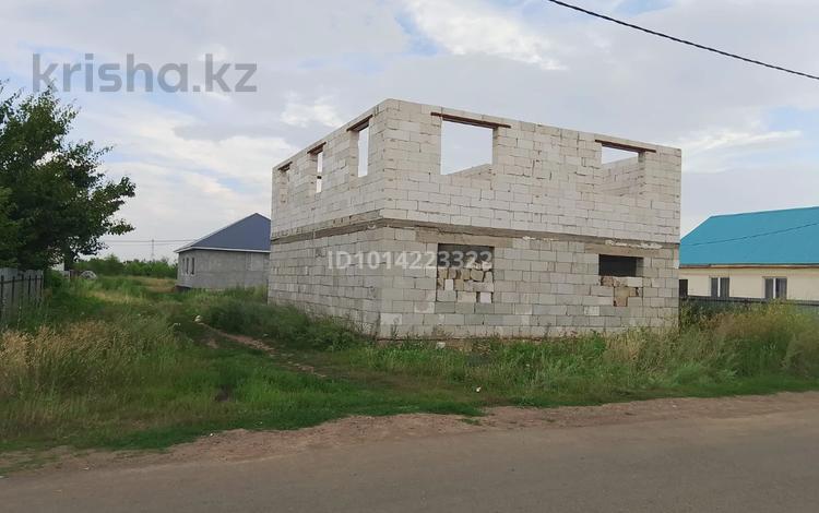 Часть дома · 3 комнаты · 240 м² · 8 сот., Сарыарка, Қасым Карменов 26 за 86.5 млн ₸ в Деркуле — фото 2