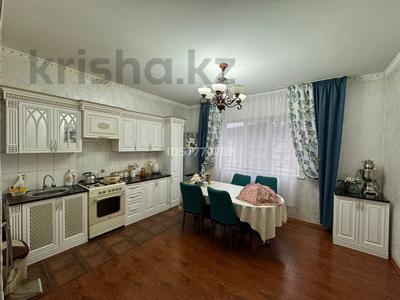 Отдельный дом · 7 комнат · 270 м² · 10 сот., Алатау 7 — Школы за 33 млн ₸ в Айтей