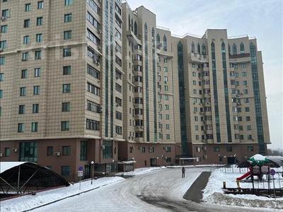 3-комнатная квартира, 93 м², 9/16 этаж, Варламова за 65 млн 〒 в Алматы, Алмалинский р-н