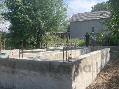 Продажа участков в Алматы: Участок · 7 соток, мкр Алатау (ИЯФ) 241 — Орталык за 17 млн 〒 Участок · 7 соток, мкр Алатау (ИЯФ) 241 — Орталык за 17 млн 〒 в Алматы, Медеуский р-н