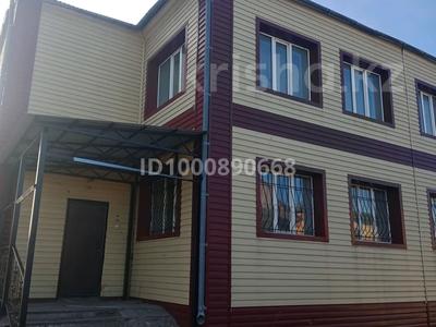Свободное назначение, офисы, магазины и бутики, общепит, салоны красоты, бани, гостиницы и зоны отдыха, медцентры и аптеки, образование · 260 м² за 40 млн ₸ в Каркаралинске
