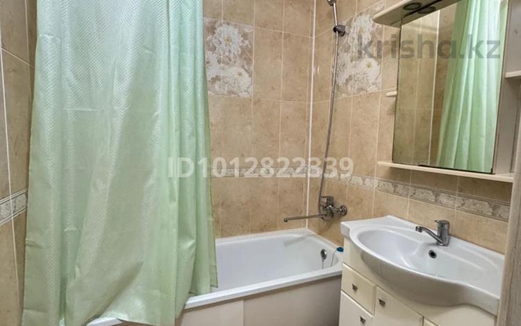 3-бөлмелі пәтер · 87 м² · 6/9 қабат, мкр. Алтын орда 56 е — Алия Молдагулова, бағасы: 30 млн ₸ в Актобе — фото 2