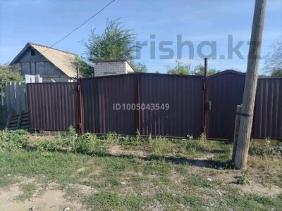 Дача · 1 комната · 25 м² · 8 сот., Черемуха 52 — Находится сзади магазина Алтын орда за 3.8 млн 〒 в Актобе