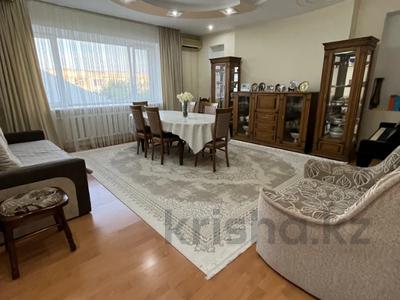 4-комнатная квартира · 163 м² · 4/4 этаж, Актобе, проспект Алии Молдагуловой за 39.5 млн ₸