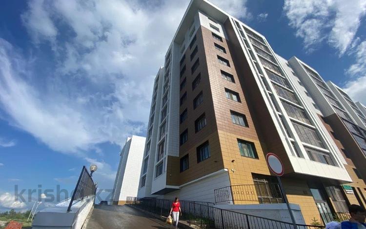 3-комнатная квартира · 102.7 м² · 6/10 этаж, Нажимеденова 39 за 42.1 млн ₸ в Астане, Сарайшык р-н — фото 2