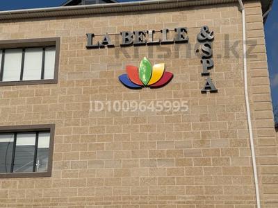 Бани, гостиницы и зоны отдыха · 2100 м² за 1.7 млрд 〒 в Шымкенте, Абайский р-н