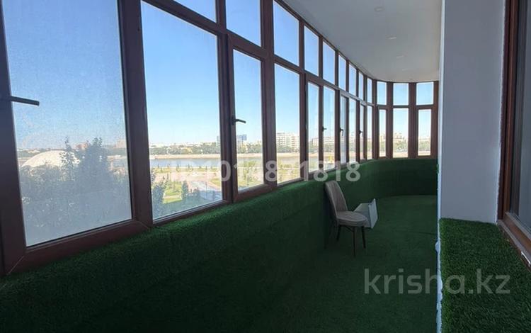 4-комнатная квартира · 220 м² · 4/15 этаж, Айтеке би 113 за 800 000 ₸ в Атырау — фото 2