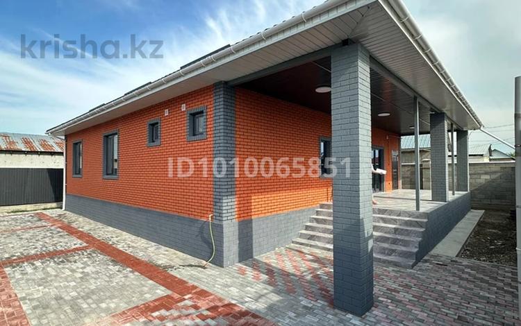 Отдельный дом · 4 комнаты · 200 м² · 4 сот., Каратал 48а — Сары агаш 48а за 52 млн ₸ в Боралдае (Бурундай), мкр Водник-3 — фото 30