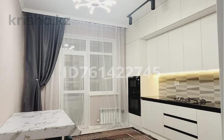 1-комнатная квартира · 52 м² · 8/9 этаж, 17-й микрорайон, 17 мкр. 26/5 — Торговый центр Север Рыскулова Шаяхметова за 15 000 〒 в Шымкенте, Аль-Фарабийский р-н — фото 2