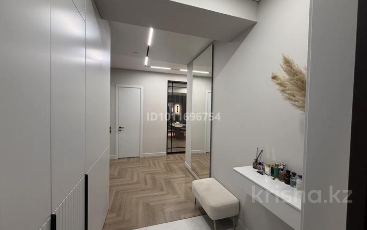 5-бөлмелі пәтер · 150.4 м² · 10/13 қабат, Альфараби 111а, бағасы: 248 млн ₸ в Алматы, Бостандыкский р-н — фото 2