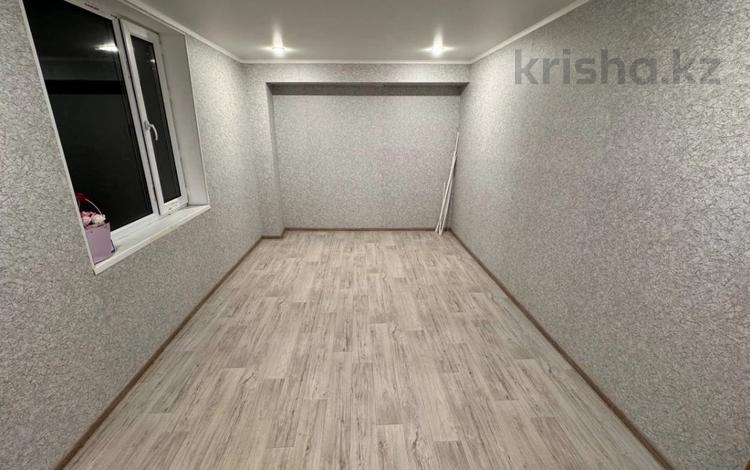 2-комнатная квартира · 56 м² · 5/5 этаж, мкр Юго-Восток, Строителей за 18.5 млн ₸ в Караганде, Казыбек би р-н — фото 2