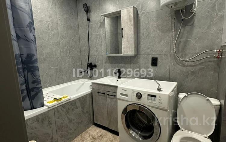 1-комнатная квартира · 45 м² · 4/9 этаж, Сатпаева 344 за 160 000 ₸ в Павлодаре — фото 2