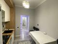 2-комнатная квартира · 67 м² · 1/5 этаж, Женис 104 — Район южный рядом автовокзала за 23 000 ₸ в  — фото 11