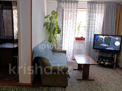 1-комнатная квартира · 32 м² · 3/5 этаж, мкр Северо-Западный 75 — Угол Назарбаева и Биржан Сал за 10 000 ₸ в Талдыкоргане