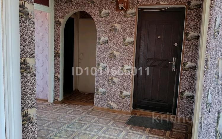 4-комнатная квартира · 75 м² · 1/5 этаж, 3-й мкр. 103 за 5 млн ₸ в Жамбылской обл. — фото 2