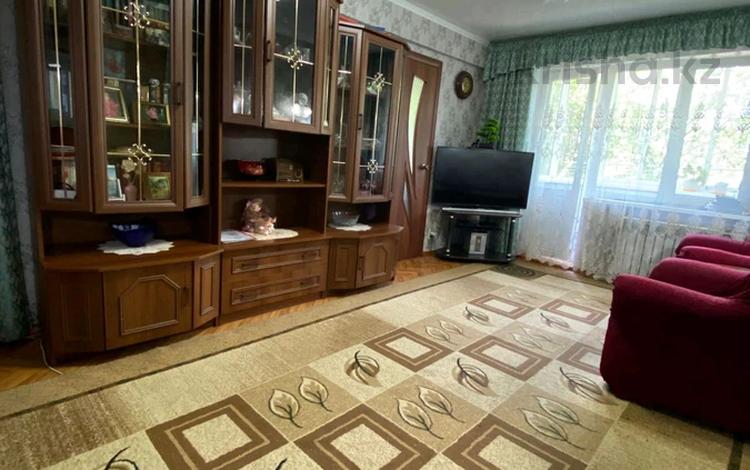 3-комнатная квартира · 59 м² · 2/5 этаж, Добролюбова 37 за 19.6 млн ₸ в Усть-Каменогорске — фото 2