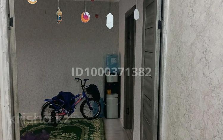 2-бөлмелі пәтер · 60 м² · 1 қабат, Мкр Карасу 18 — Қазандық, бағасы: 12.5 млн ₸ в Таразе — фото 2