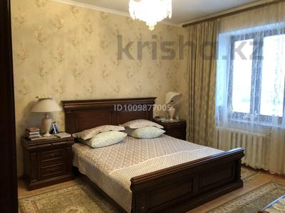 5-комнатная квартира · 180 м² · 4/5 этаж, Есет-батыра за 49 млн ₸ в Актобе, мкр Авиагородок