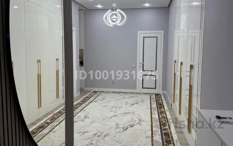 2-бөлмелі пәтер · 82.2 м² · 1/15 қабат, 17-й мкр 46/1, бағасы: 45 млн ₸ в Актау — фото 2