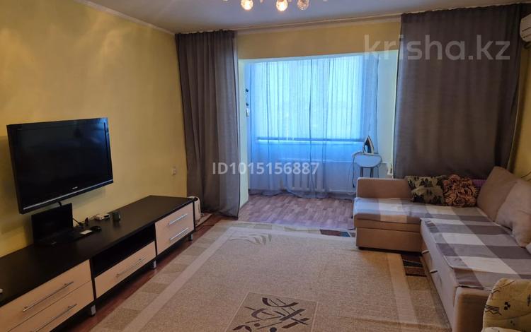 3-бөлмелі пәтер · 64 м² · 3/5 қабат, ул. Бактыгерея Кулманова 154, бағасы: 32.5 млн ₸ в Атырау — фото 2
