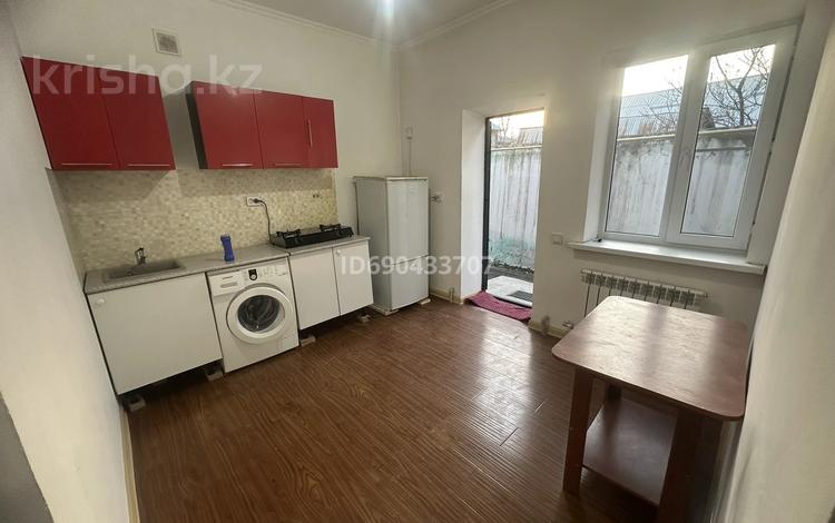 2-комнатная квартира · 30 м² · 1/1 этаж, мкр Алгабас, Алтынкол 12 за 150 000 〒 в Алматы, Алатауский р-н — фото 2