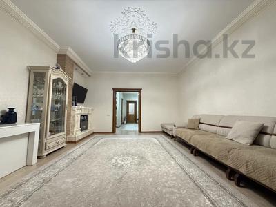 4-бөлмелі пәтер · 160 м² · 9/12 қабат, Ракымжан Кошкарбаев 28, бағасы: ~ 100 млн ₸ в Астане, Сарайшык р-н