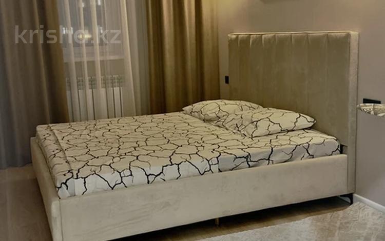 2-комнатная квартира · 60 м² · 4/8 этаж, 32А мкр 4 за 20 000 ₸ в Актау — фото 2