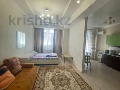 1-бөлмелі пәтер · 45 м² · 4/14 қабат, 17-ш/а. 7, бағасы: 200 000 ₸ в Актау, 17-й мкр
