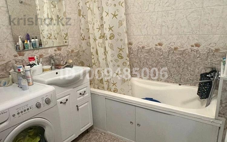 1-бөлмелі пәтер · 45 м² · 1/5 қабат, мкр Саялы, бағасы: 26 млн ₸ в Алматы, Алатауский р-н — фото 2