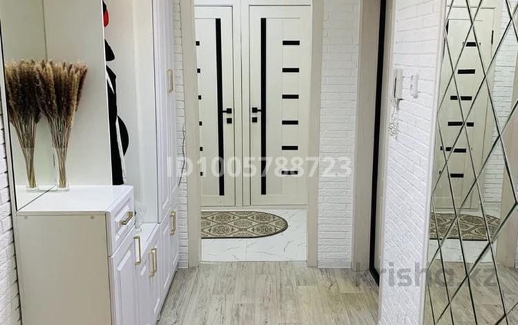3-бөлмелі пәтер · 72 м² · 4/5 қабат, 40 лет победы 70/1 — Дом Ермек, бағасы: 18.5 млн ₸ в Шахтинске — фото 2
