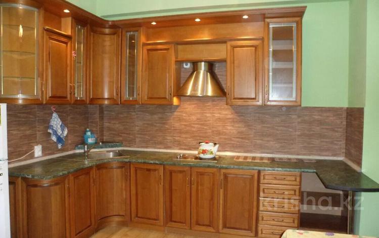 2-бөлмелі пәтер · 100 м² · 9/12 қабат, мкр 11, Локомотивная, бағасы: 15 000 ₸ в Актобе — фото 2
