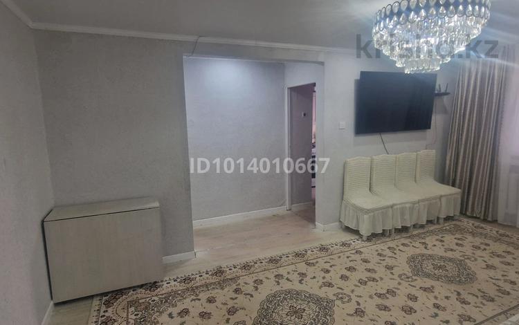3-бөлмелі пәтер · 65 м² · 4/5 қабат, Момышулы 8, бағасы: 16 млн ₸ в Жезказгане — фото 2