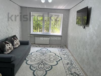 2-комнатная квартира · 64 м² · 1/5 этаж, мкр 8, Есет-Батыра 152 — Молдагуловой за 16.5 млн ₸ в Актобе