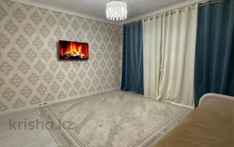 2-комнатная квартира · 68 м² · 2/9 этаж, мкр Нурсая, Елорда за 250 000 ₸ в Атырау — фото 2