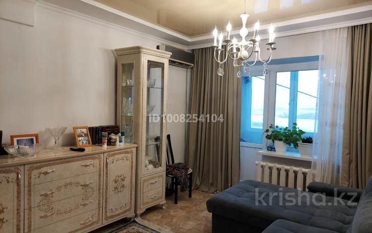 1-комнатная квартира · 40 м² · 3/5 этаж, Есенберлина 69 за 15 млн 〒 в Жезказгане — фото 2