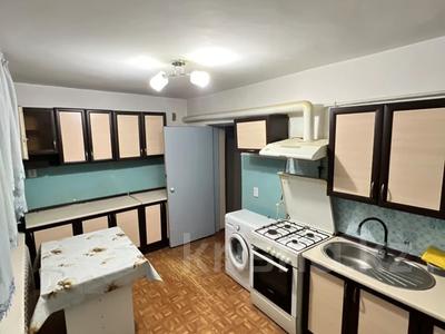 Отдельный дом · 3 комнаты · 90 м² · 9 сот., мкр Айгерим-1 10 за 250 000 ₸ в Алматы, Алатауский р-н