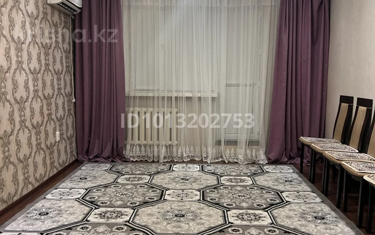 4-бөлмелі пәтер · 76 м² · 9/9 қабат, мкр Акбулак 93 — 1 мкр 9-этажный дом над Фресно парком, бағасы: 180 000 ₸ в Таразе — фото 2