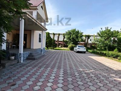 Отдельный дом · 7 комнат · 260 м² · 17.8 сот., Аккайын 5 — КИЗ за 175 млн ₸ в 