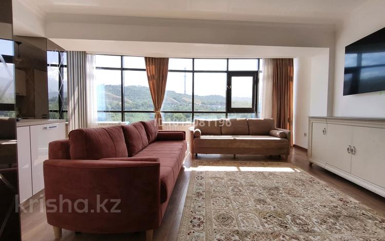 4-комнатная квартира · 135 м² · 8/13 этаж, Достык 138 за 900 000 ₸ в Алматы, Медеуский р-н — фото 2