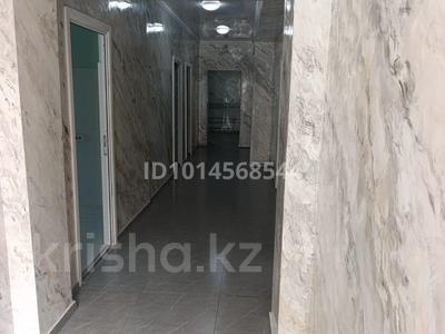 Свободное назначение, офисы, склады, салоны красоты, медцентры и аптеки, образование, кабинеты и рабочие места, студии · 136 м² за 1.5 млн ₸ в Алматы, Алмалинский р-н