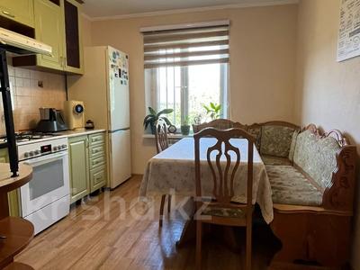 4-комнатная квартира · 85 м² · 5/5 этаж, мкр Мамыр-2 за 56 млн ₸ в Алматы, Ауэзовский р-н