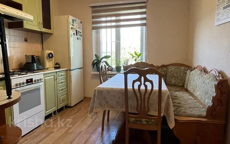 4-комнатная квартира · 85 м² · 5/5 этаж, мкр Мамыр-2 за 56 млн ₸ в Алматы, Ауэзовский р-н — фото 2
